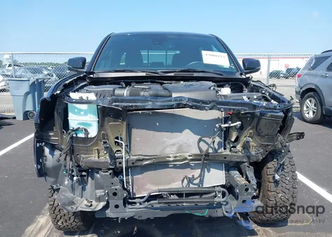 2020 Toyota Tacoma Trd Sport z USA, uszkodzony, nr VIN 5TFCZ5AN2LX235148